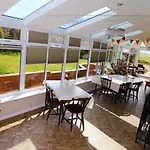 Elmfield House Pensjonat 4*