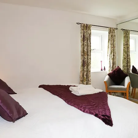 Guest house Elmfield House