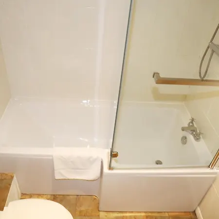 ゲストハウス Elmfield House