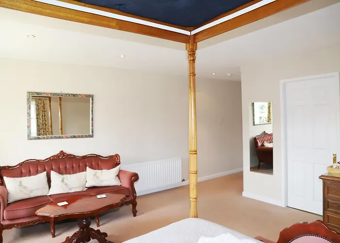Elmfield House Guest house 4*