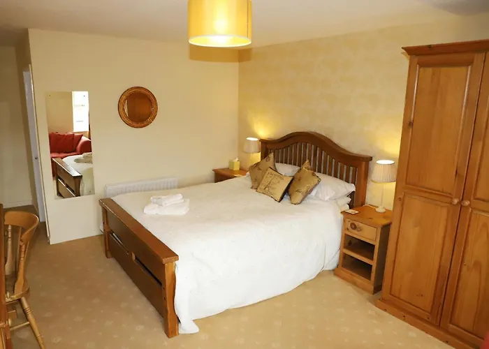 Guest house Elmfield House