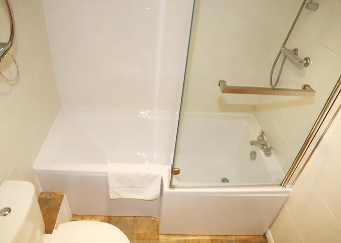 Guest house Elmfield House